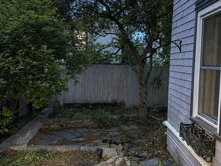 2427 Agricola St — Photo 23