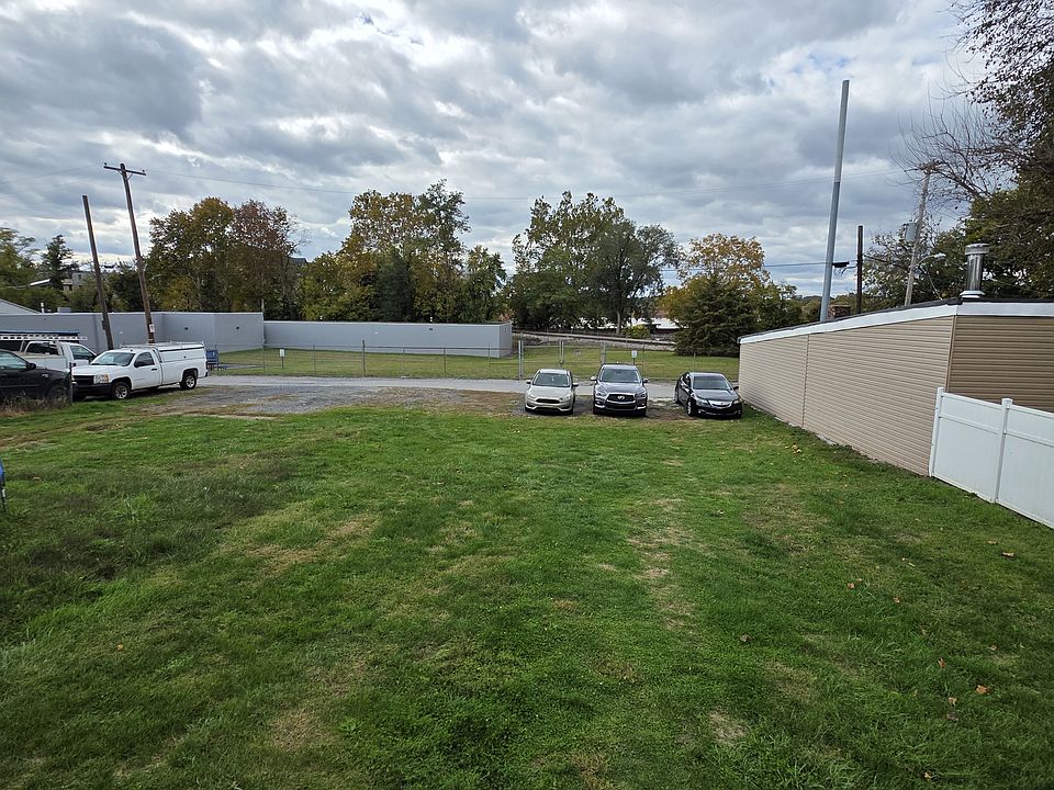 1st image of 600 Jessop Pl