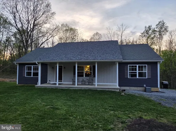 288 Cavern Rd, Hedgesville, WV 25427