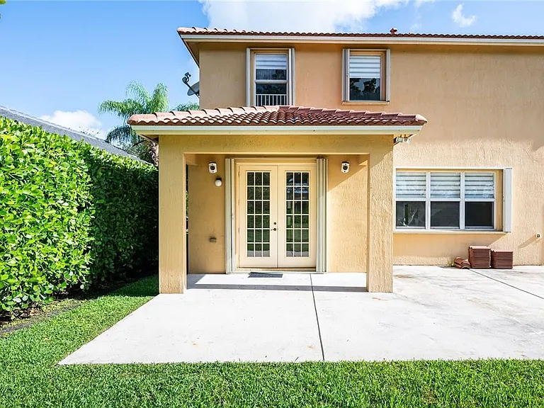 19364 S Whitewater Ave — Photo 34