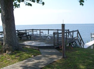 354 Salisbury Park Rd, Hague, VA 22469