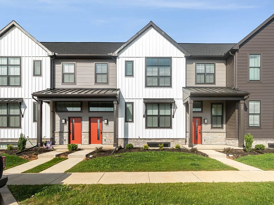 102 Stickley Dr