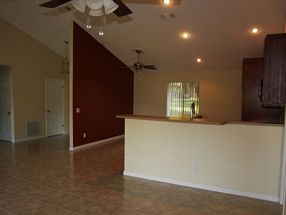 Foyer & open Kitchen Area.