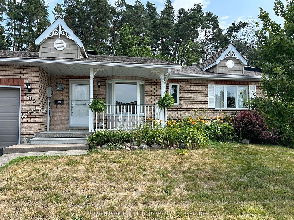 1st image of 808 Jane Blvd