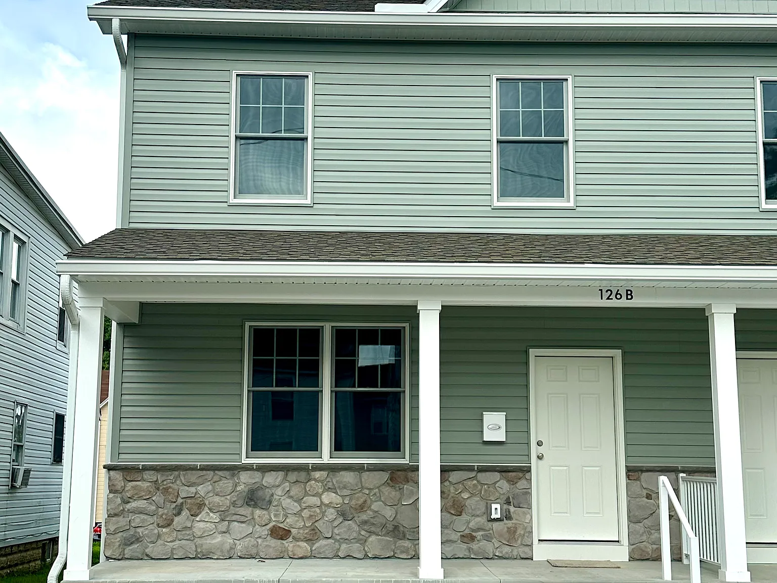 3 bed, 2.5 bath, $2,700 — Photo 1