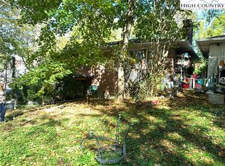 138 Ash Ln, Boone, NC 28607