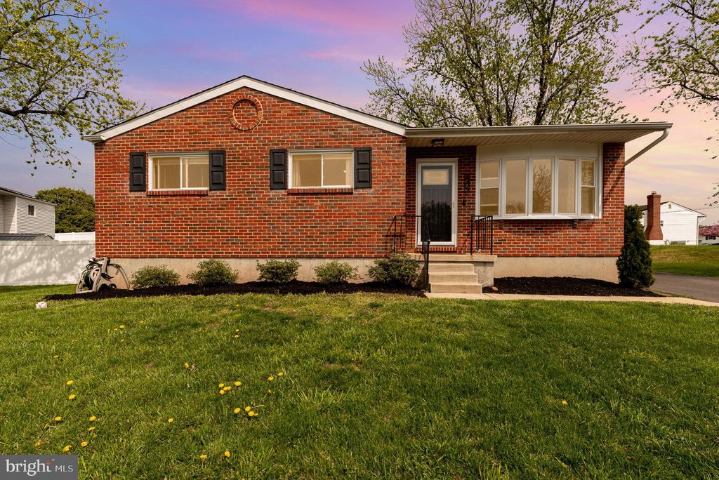 2303 Hamiltowne Cir, Rosedale, MD 21237