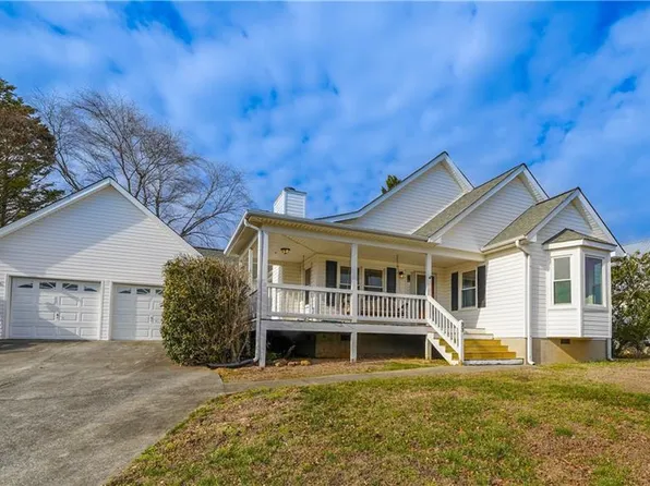 23 Moriah Way NE, Rydal, GA 30171