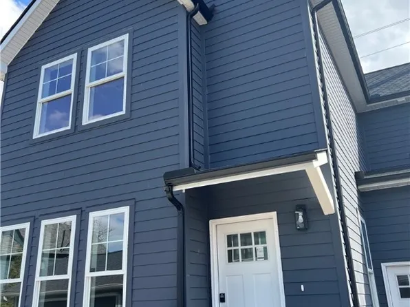 4301 Clinton Ave, Cleveland, OH 44113