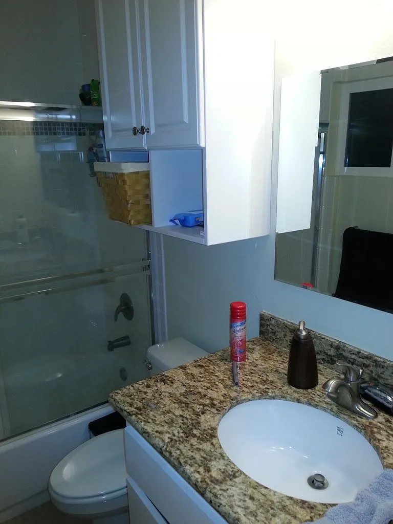 4 bed, 1371 sqft, $4,260 — Photo 4