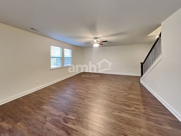 5th image of 114 Martin Dr