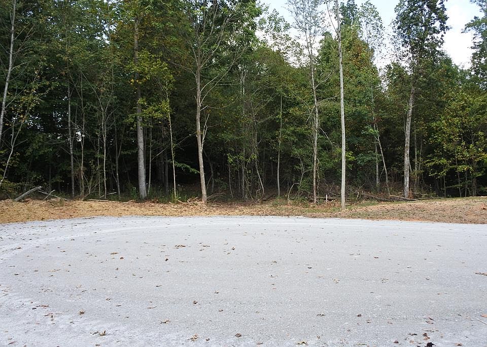 1st image of 850 Country Wood Ct