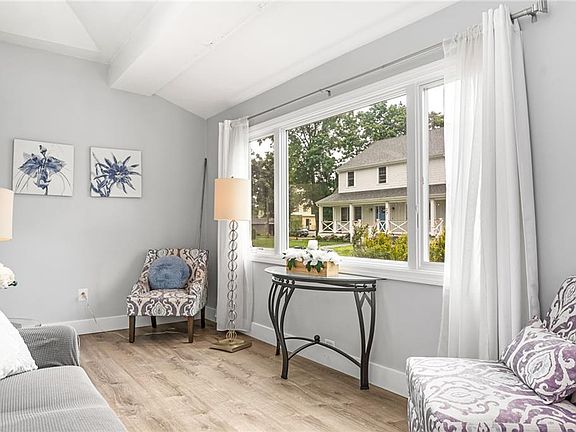 5th image of 26 Bowden Ave