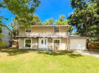 8228 127th St, Seminole, FL 33776