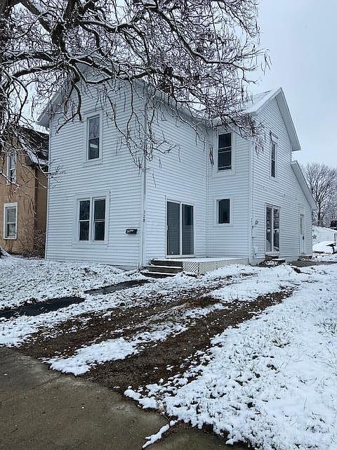 1st image of 328 W 9th St