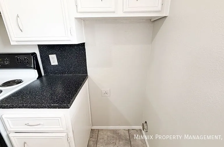 7303 Avenue X #103 — Photo 8