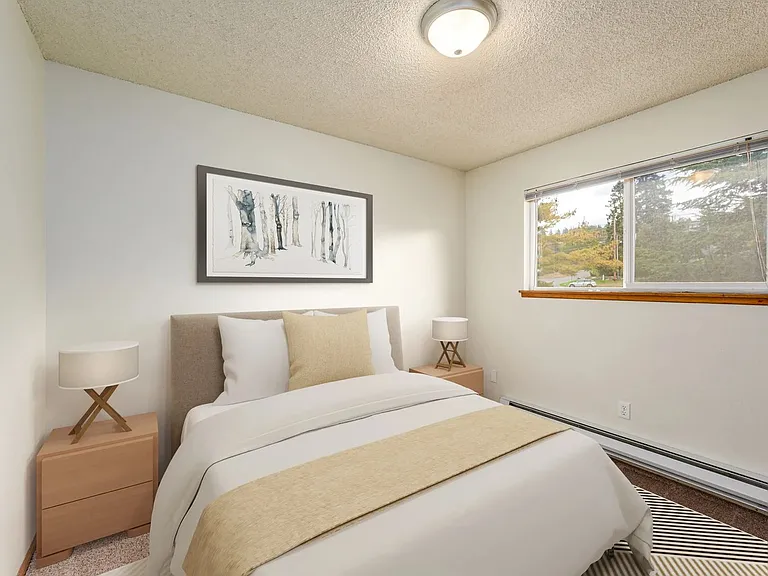 Island View Apartments — Photo 7