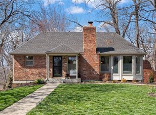 1826 NW Woodland Rd, Riverside, MO 64150