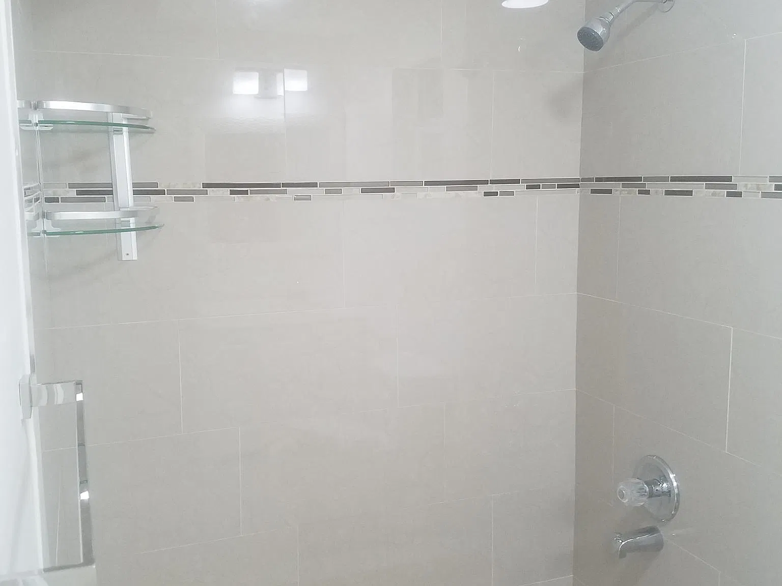 1 bed, $1,600 — Photo 2