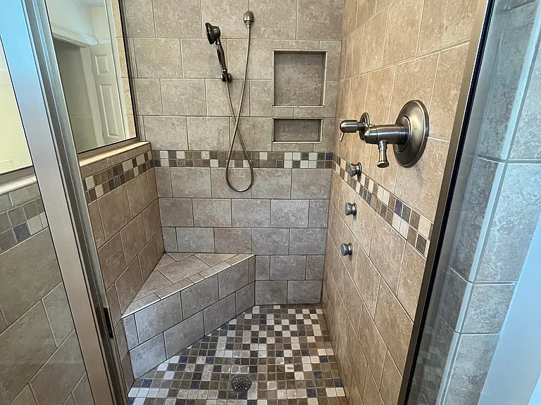 342 Devane St — Photo 21
