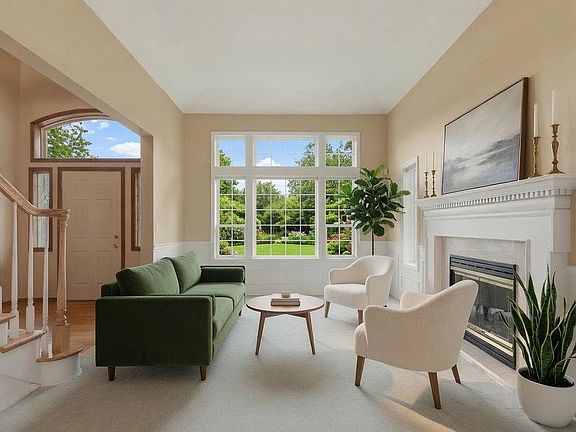 3rd image of 4016 S Dearborn St