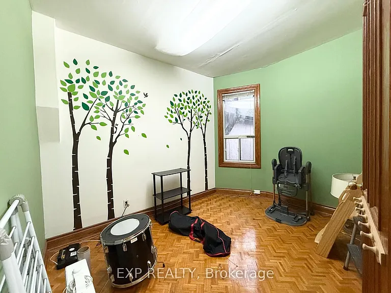 759 Gerrard St E #2 — Photo 5
