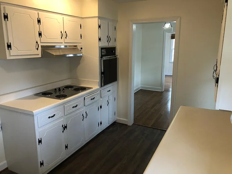 1012 Onslow Dr — Photo 5