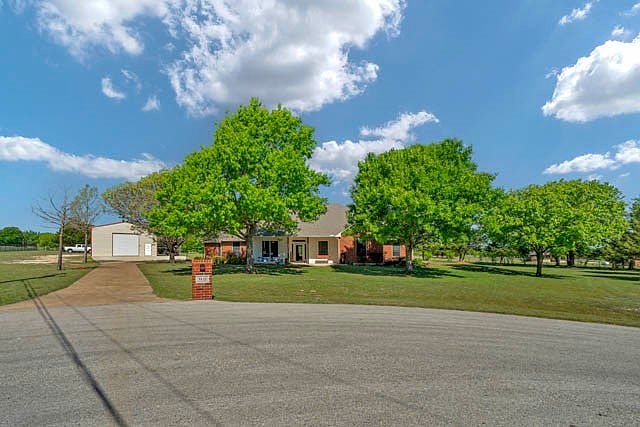 1st image of 1411 Honeysuckle Ridge Ct