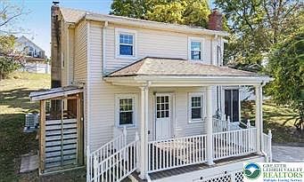 1st image of 3331 Walnut St
