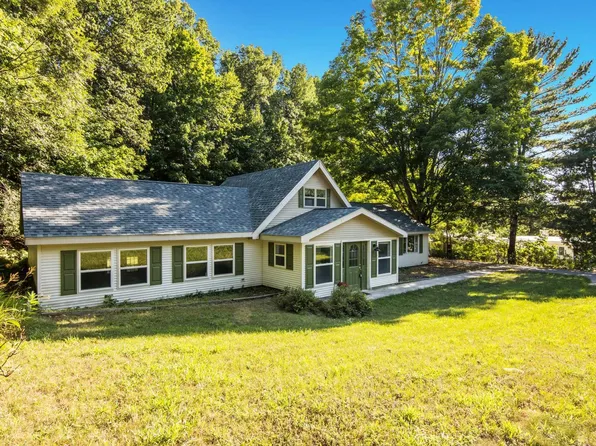 2890 Holiday Rd, Traverse City, MI 49686