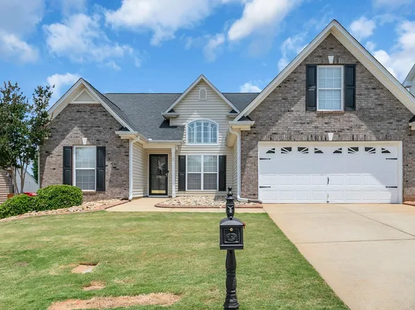 132 Saint Johns St, Simpsonville, SC 29680