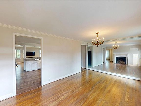 5th image of 8 Lancaster Rd