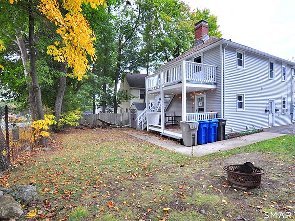 2nd image of 72 Beech St #70