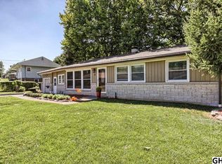 31 Grandview Rd, Hummelstown, PA 17036