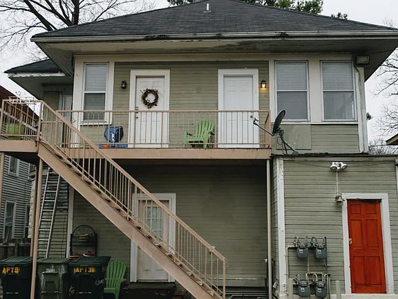 302 Garland Back/Walk-up