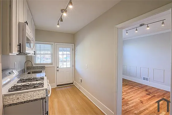 6426 Odonnell St — Photo 25
