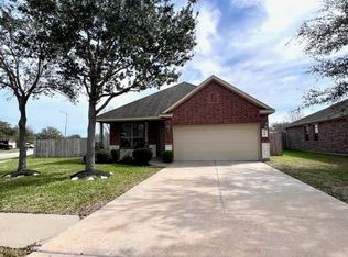 2001 Plum Grove Ln, Pearland, TX 77581