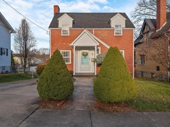 50 Fayette Ave, Oakdale, PA 15071