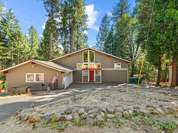 5371 Begonia Dr, Pollock Pines, CA 95726