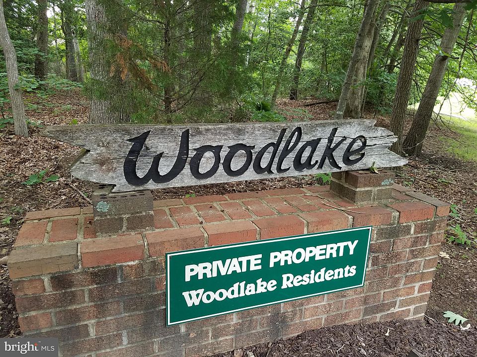 1st image of 44761 Woodlake Ct #1B