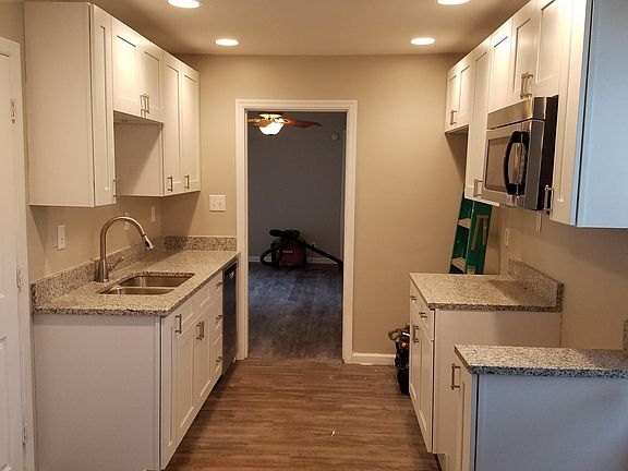 4th image of 2223 E 74th St