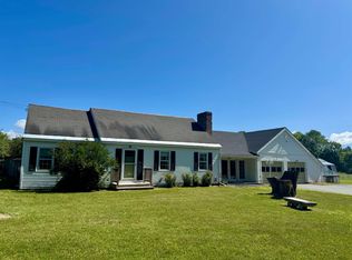 143 Cookman Rd, Newbury, VT 05051