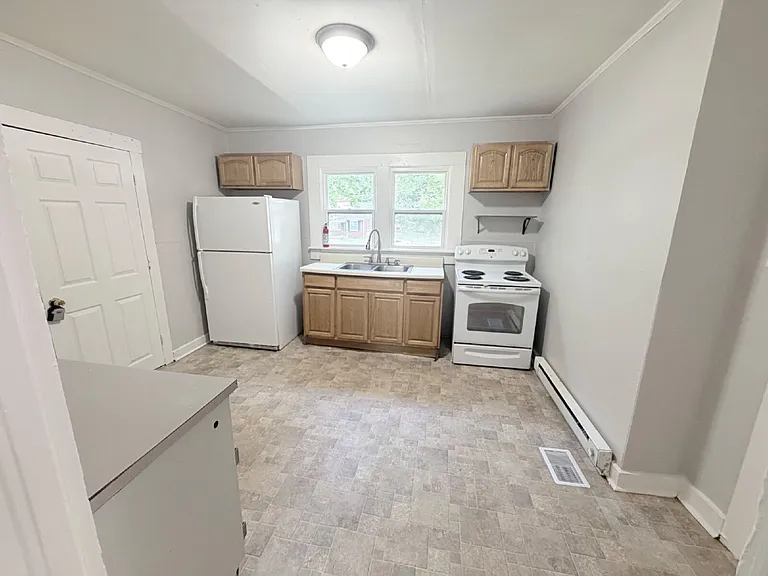 212 N Laura Wall Blvd — Photo 12