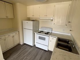 Orange Grove Apartments