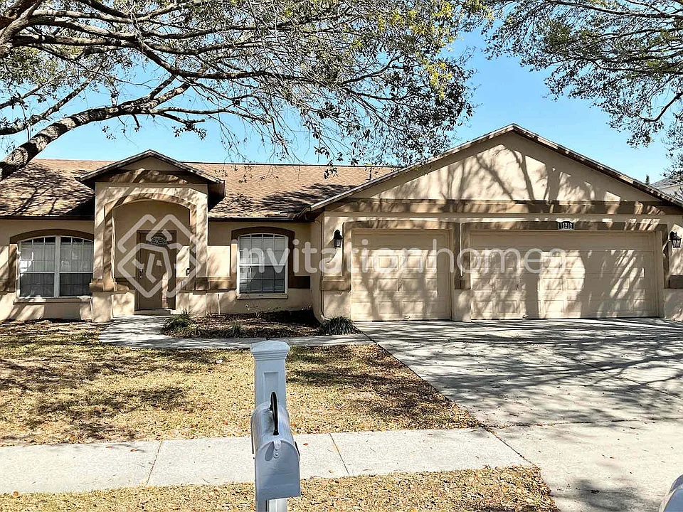 11213 Andy Dr