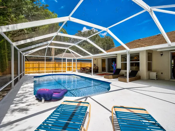 2029 Wood Hollow Ln, Sarasota, FL 34235