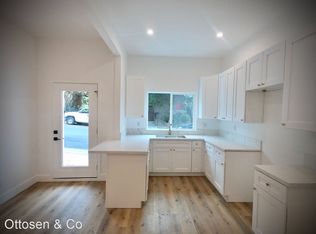 3106 Berkeley Ave #1/2, Los Angeles, CA 90026