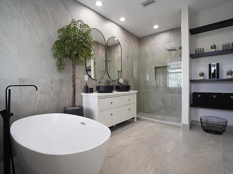 214 S Latitude Cir — Photo 16