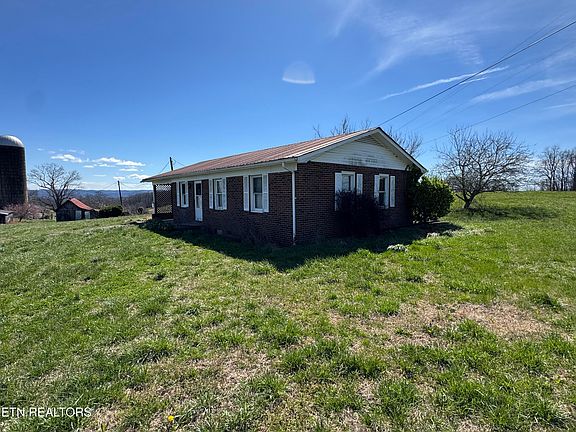 2nd image of 120 Oak Grove Church Rd