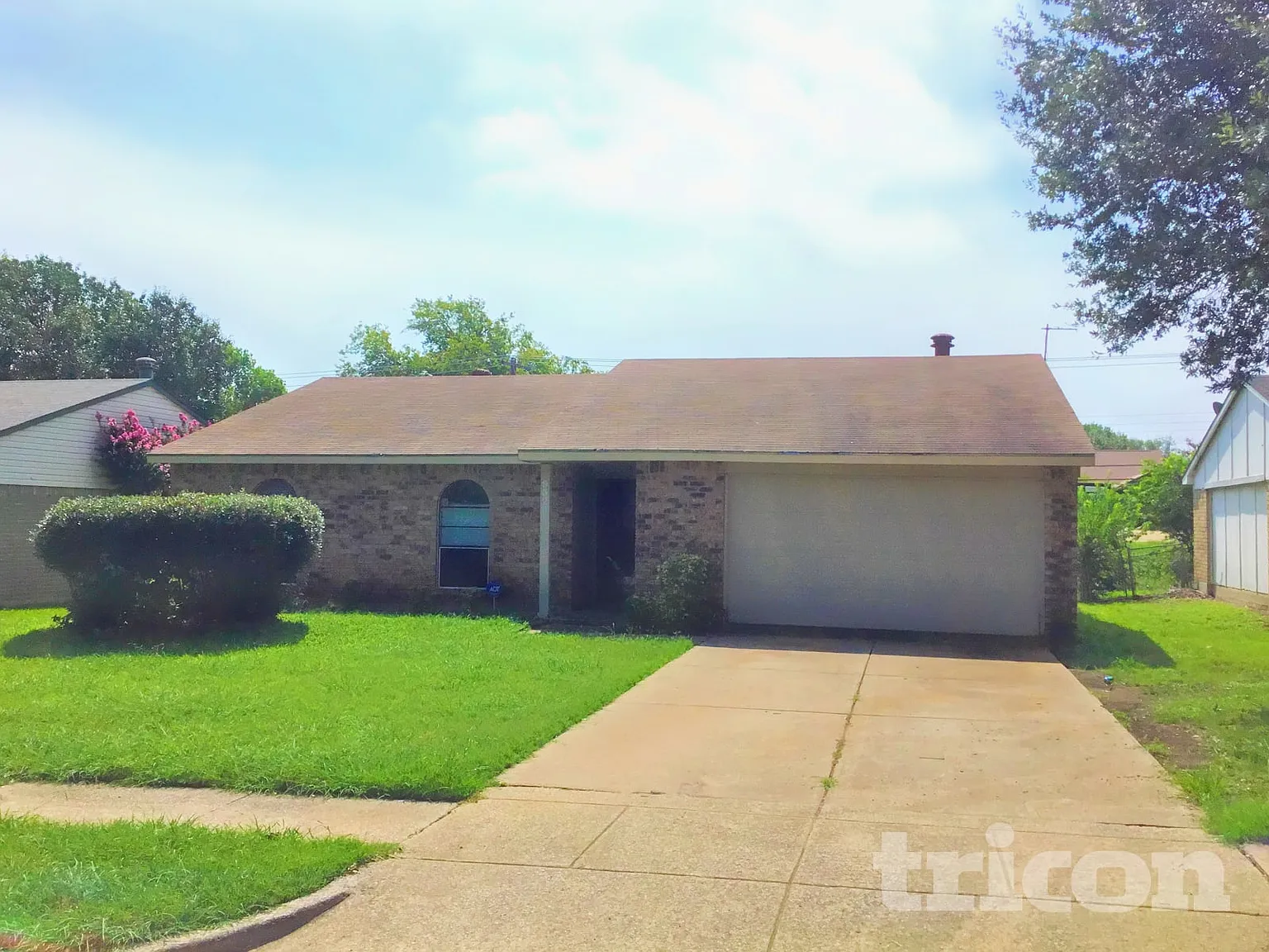9324 Timberbluff Dallas TX — Photo 2